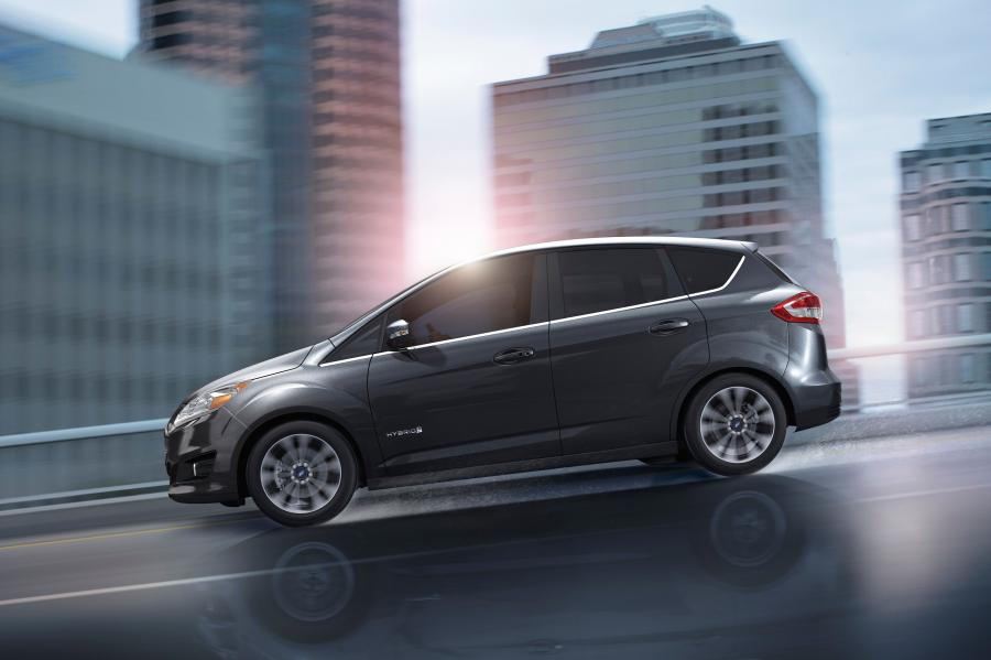  Ford C-Max Hybrid 2016 года  (NA) (фото 3 из 8)